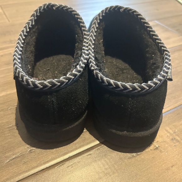 BEARPAW MARTIS VEGAN BLACK/BLACK Slippers Size 10 - Picture 4 of 5